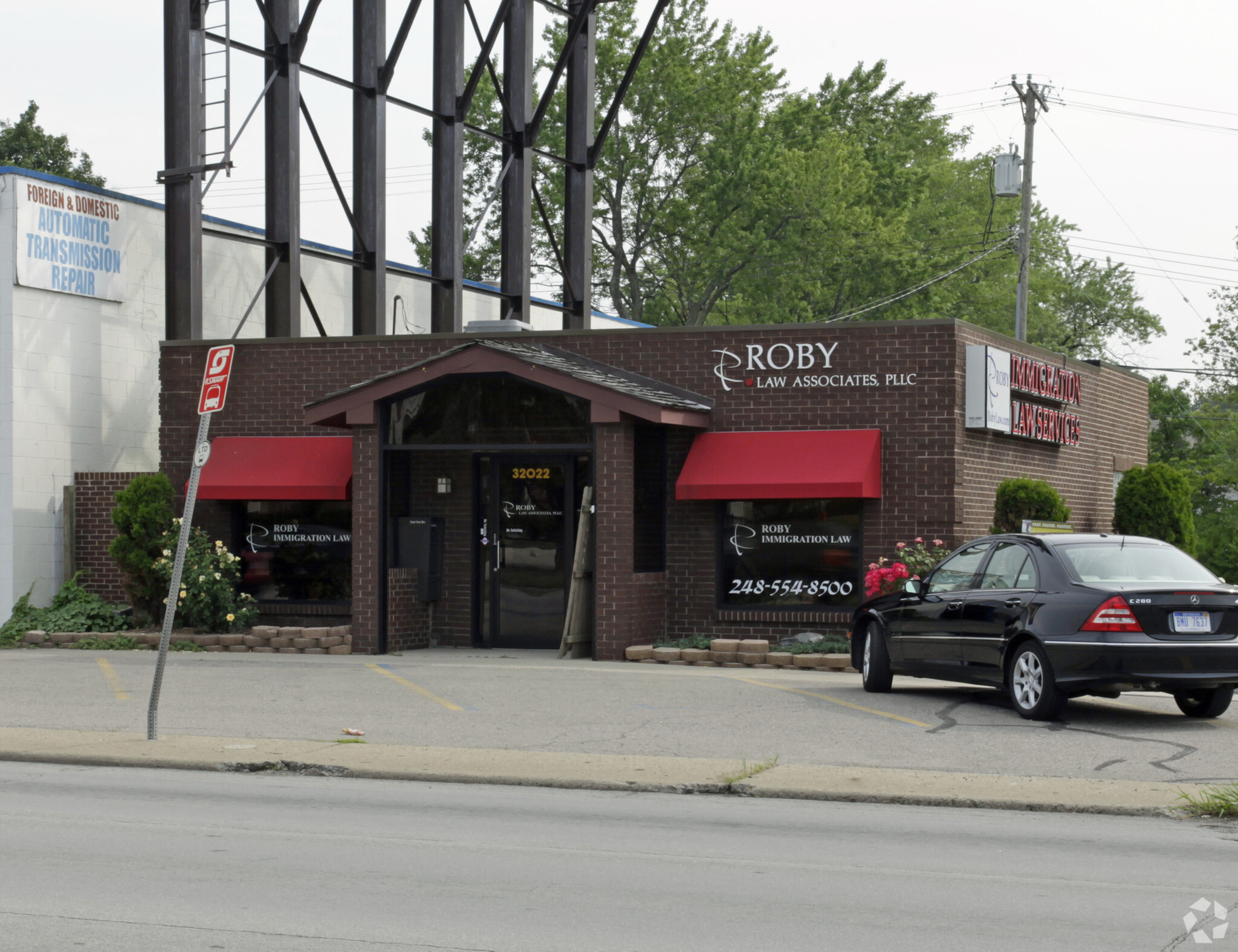 32022 Woodward Ave, Royal Oak, MI for lease Building Photo- Image 1 of 3