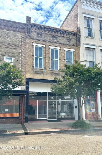 412 Main St, Natchez, MS for sale - Primary Photo - Image 1 of 1