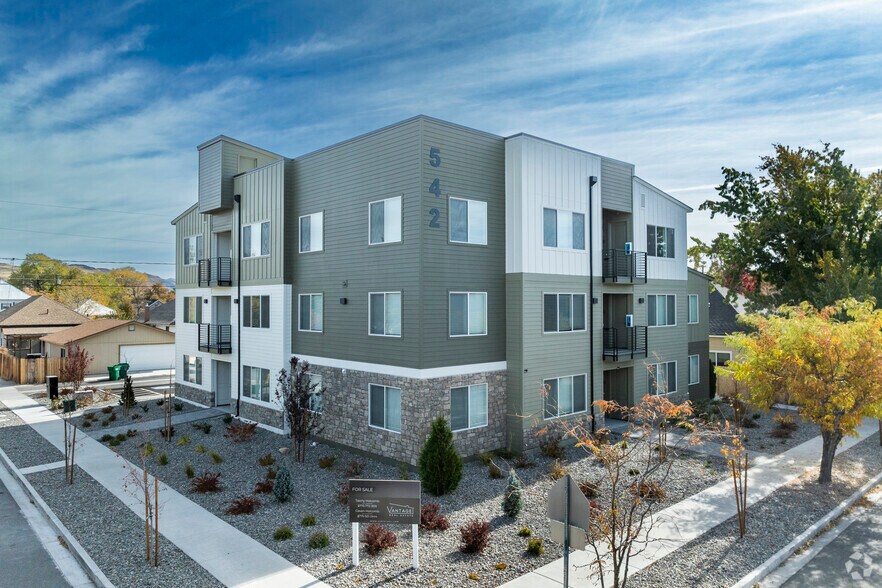 542 7th St, Sparks, NV à vendre - Photo du bâtiment - Image 3 de 67