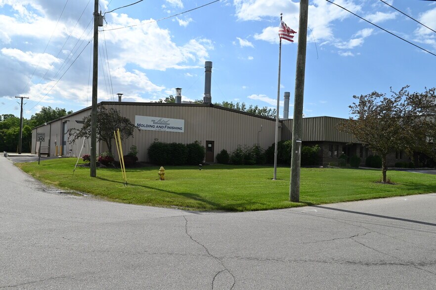 1000 N Morton St, Portland, IN à vendre - Photo du bâtiment - Image 1 de 8