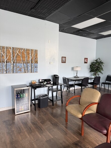 11301 W Markham St, Little Rock, AR for lease - Building Photo - Image 2 of 15