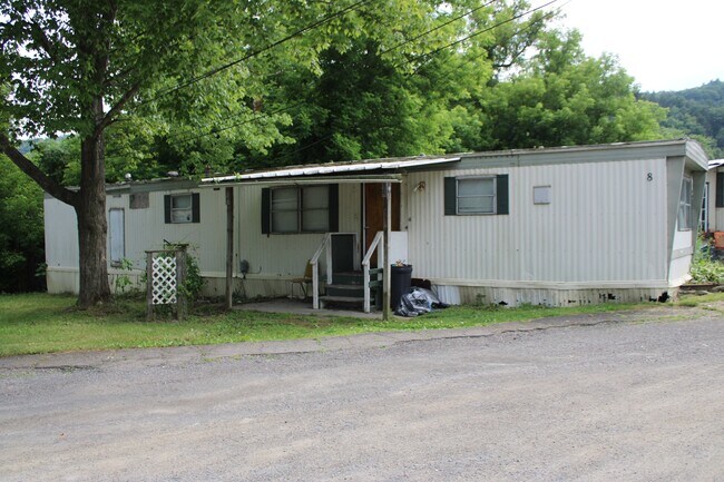 Plus de détails pour 3554 Watkins Rd, Horseheads, NY - Multi-résidentiel à vendre