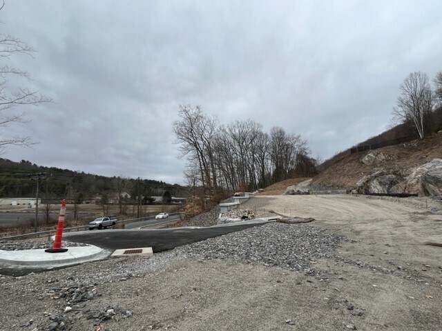 158 1/2 Torrington Rd, Winsted, CT à vendre Photo principale- Image 1 de 8