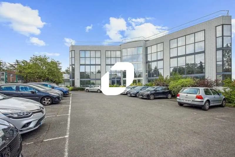 2 Rue Ambroise Croizat, Palaiseau for sale - Building Photo - Image 2 of 28