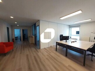 Plus de détails pour 164-166 Avenue Joseph Kessel, Voisins-le-Bretonneux - Bureau, Local d'activités à louer