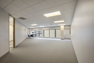 330 2nd Ave S, Minneapolis, MN for lease Interior Photo- Image 2 of 4