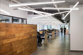 1700 E Walnut Ave, El Segundo, CA à louer Photo intérieure- Image 1 de 4