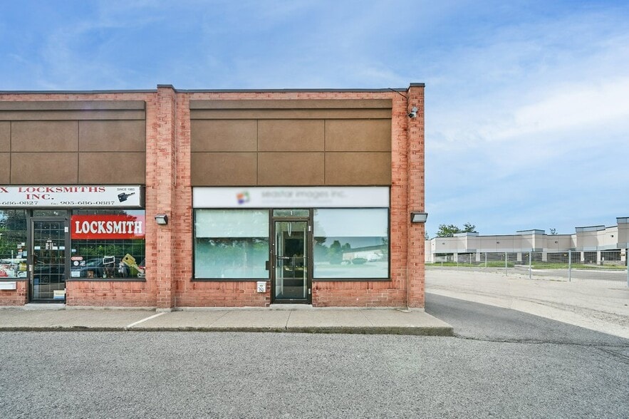 676 Monarch Ave, Ajax, ON for sale - Building Photo - Image 1 of 7