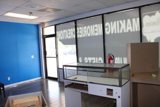 3325 Plymouth St, Jacksonville, FL for lease Interior Photo- Image 2 of 4