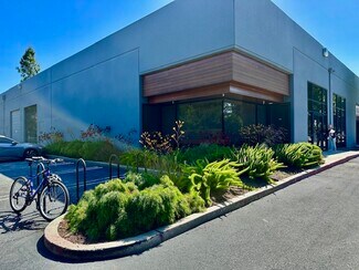 Plus de détails pour 110 Pioneer Way, Mountain View, CA - Local d'activités à louer