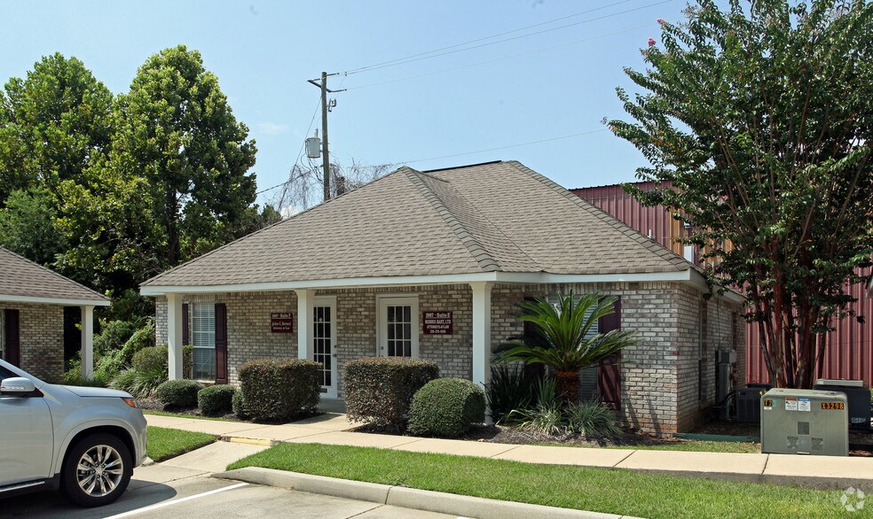 1907 Pass Rd, Biloxi, MS for lease - Building Photo - Image 2 of 4