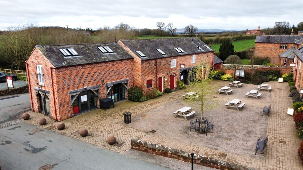 Green Lake Ln, Chester à louer - Photo du bâtiment - Image 2 de 2