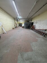 110 Manhattan Ave, Brooklyn, NY for lease Interior Photo- Image 2 of 5