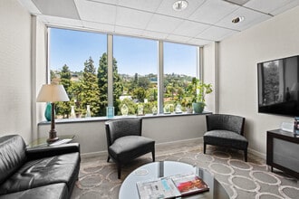 9201 W Sunset Blvd, West Hollywood, CA à louer Photo du bâtiment- Image 2 de 16