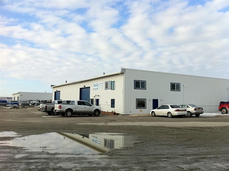 3452 Trailer St, Fairbanks, AK for sale - Building Photo - Image 1 of 1