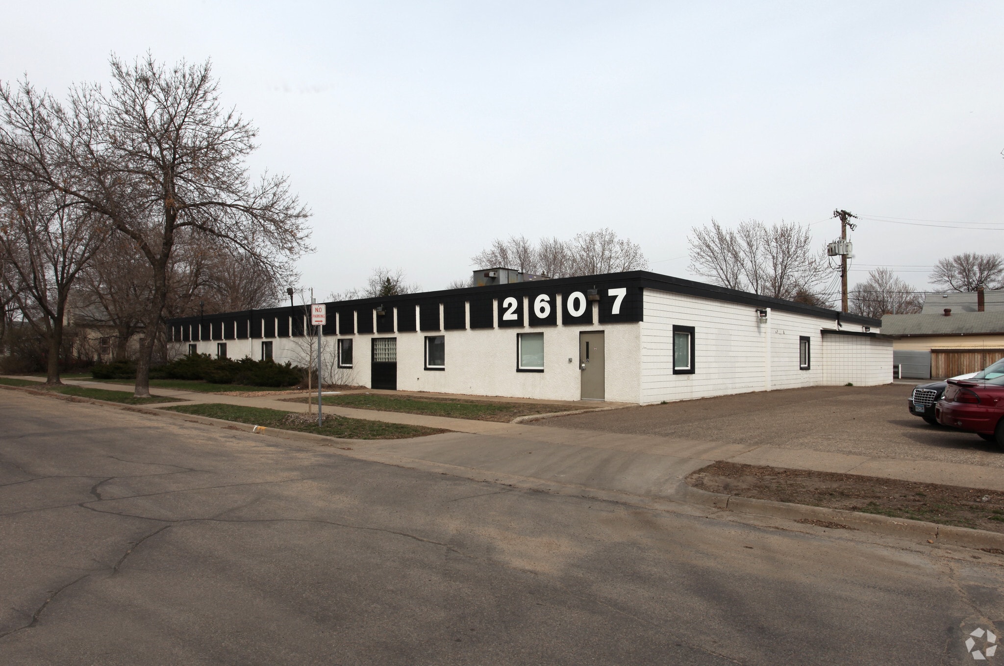 2607 NE 6th St, Saint Anthony, MN for sale Primary Photo- Image 1 of 4