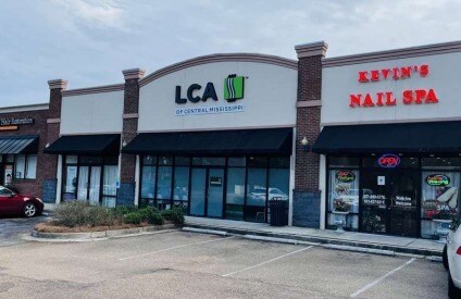 655 Lake Harbour Dr, Ridgeland, MS for lease - Building Photo - Image 2 of 9