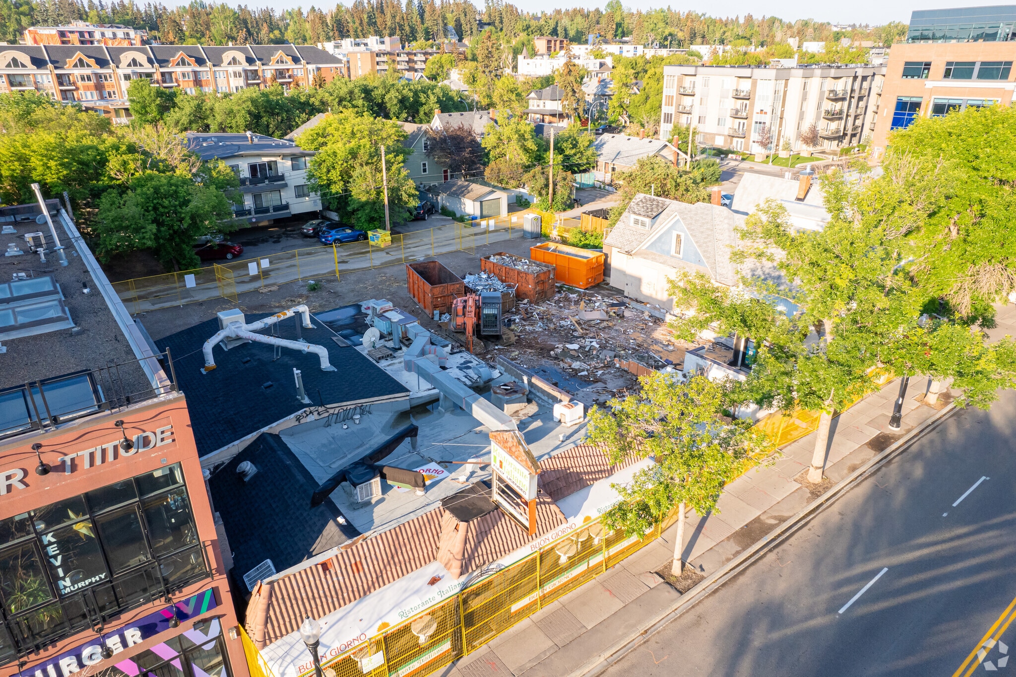825 17th Ave SW, Calgary, AB for sale Primary Photo- Image 1 of 1