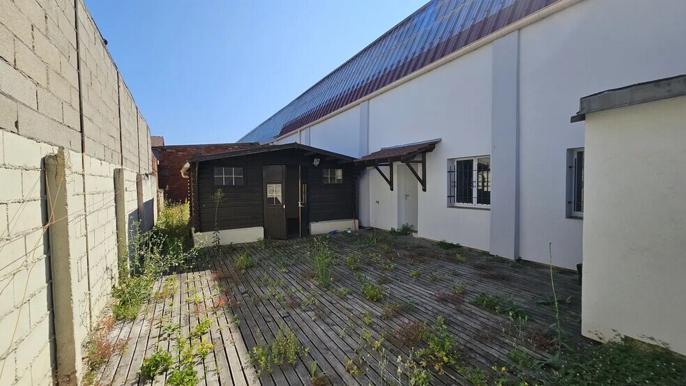 Flex in Saint-Maur-des-Fossés for lease - Building Photo - Image 1 of 6