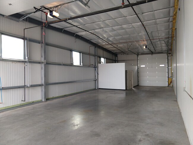 Plus de détails pour 13782 E I25 Frontage Rd, Longmont, CO - Industriel à vendre
