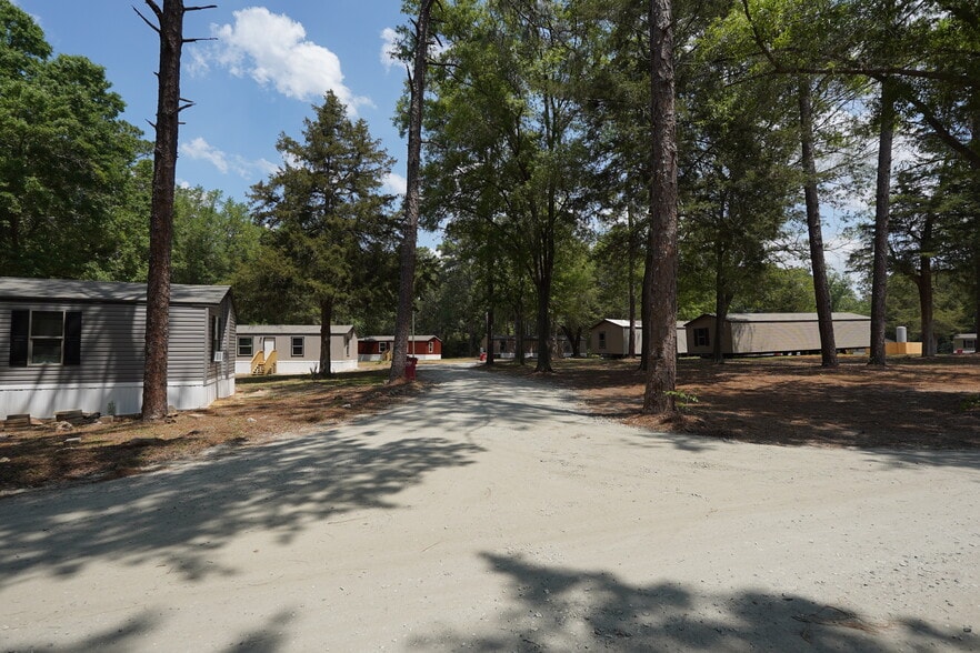 916 S County Line Rd, Albany, GA for sale - Building Photo - Image 2 of 12