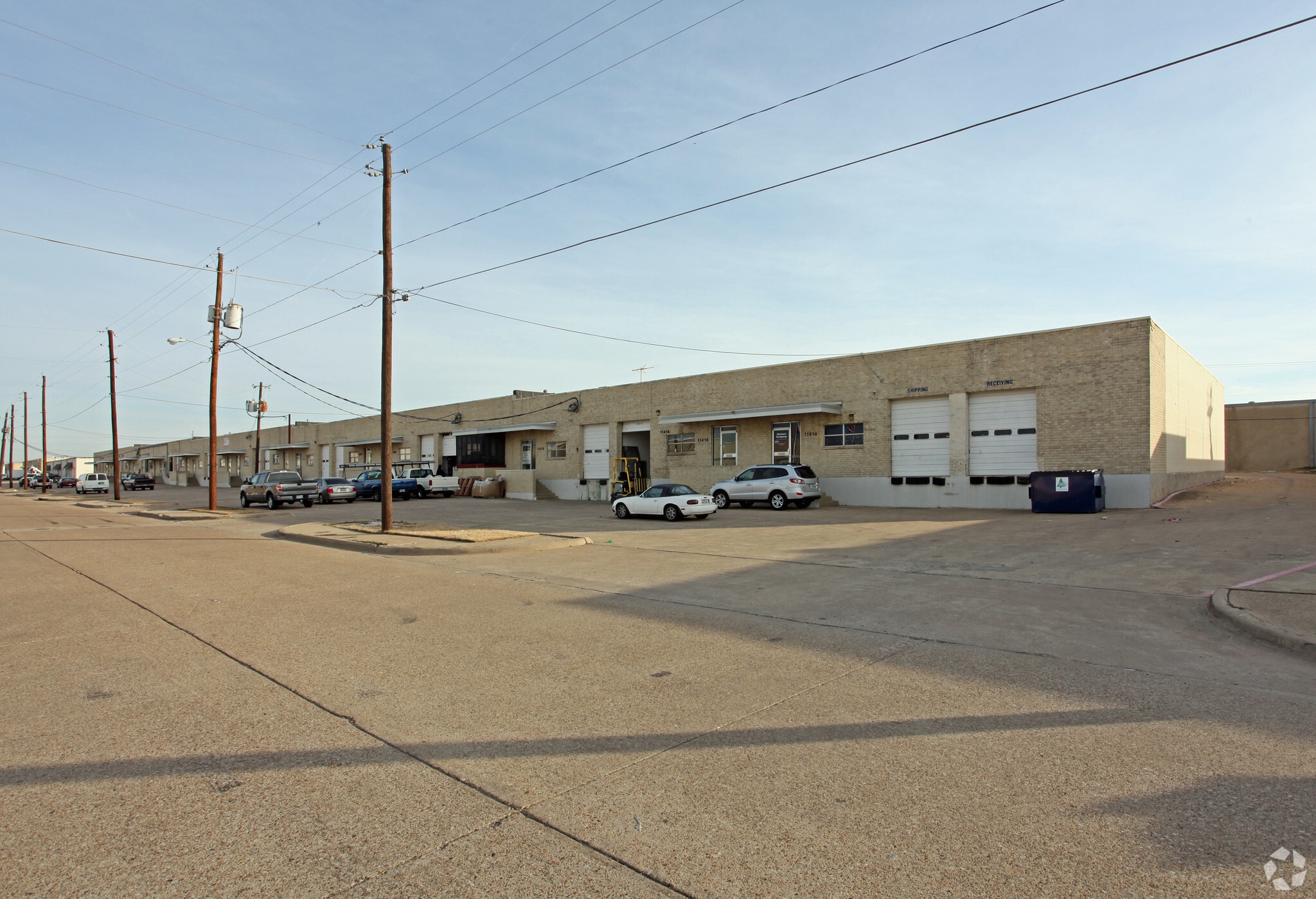 11414-11444 Chairman Dr, Dallas, TX for lease Building Photo- Image 1 of 4