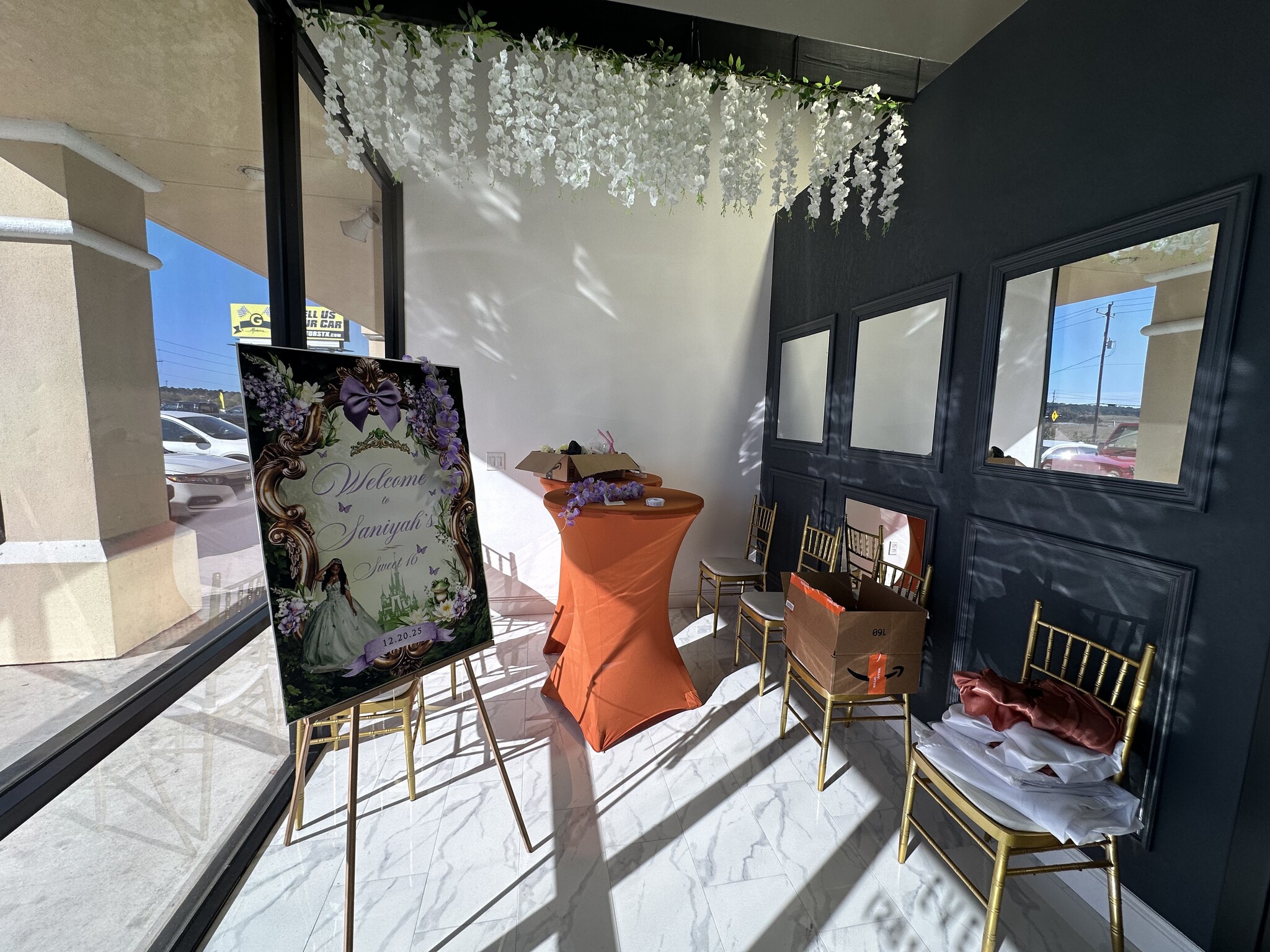 19786 Highway 105 W, Montgomery, TX for sale Interior Photo- Image 1 of 9