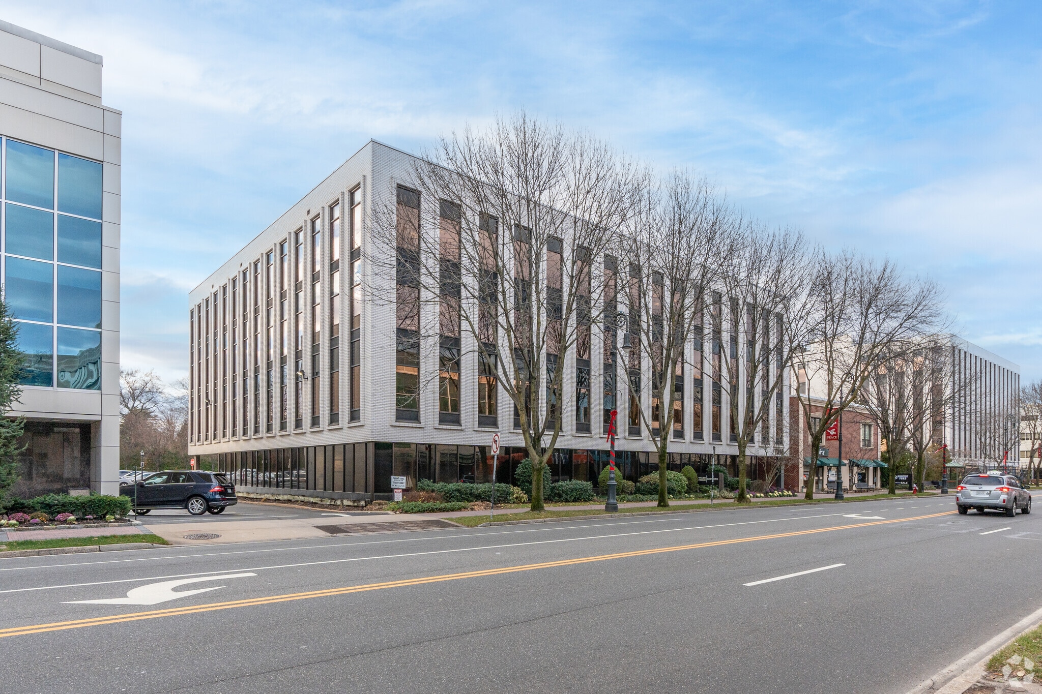 1010 Franklin Ave, Garden City, NY for lease Primary Photo- Image 1 of 8