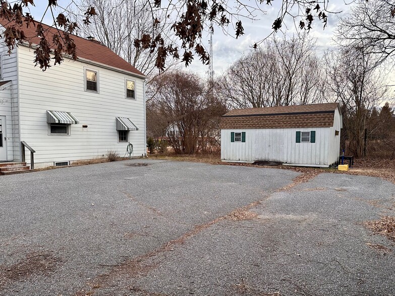4180 Old Town Rd, Huntingtown, MD à vendre - Photo du bâtiment - Image 3 de 14
