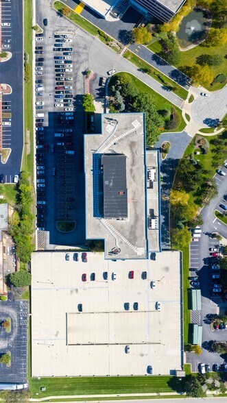 1400 Opus Pl, Downers Grove, IL à louer - Aérien - Image 3 de 8