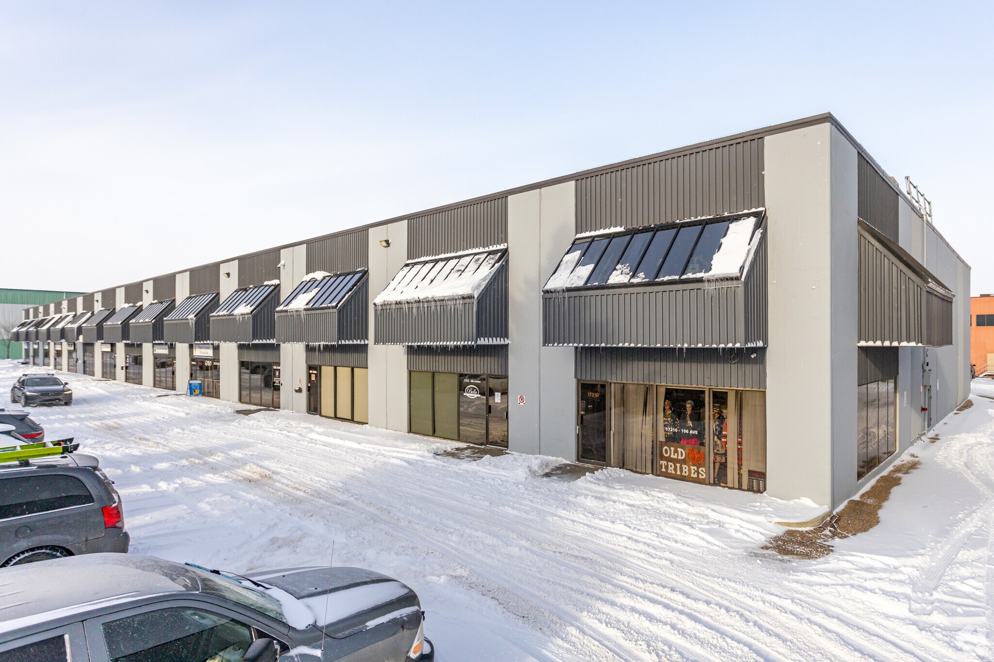 17210-17318 106th Ave, Edmonton, AB for sale Primary Photo- Image 1 of 13