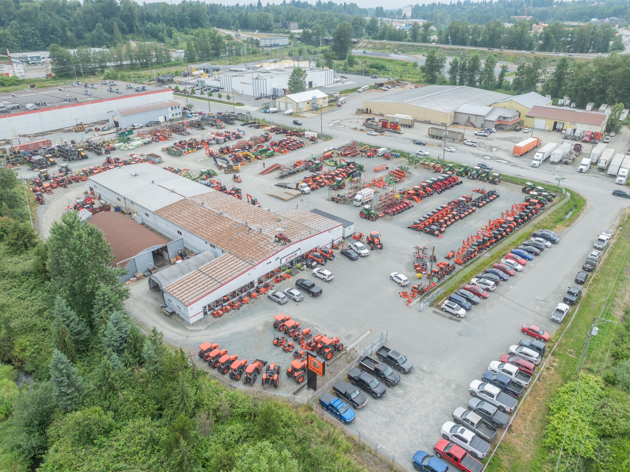 1521 Sumas Way, Abbotsford, BC for lease Primary Photo- Image 1 of 7