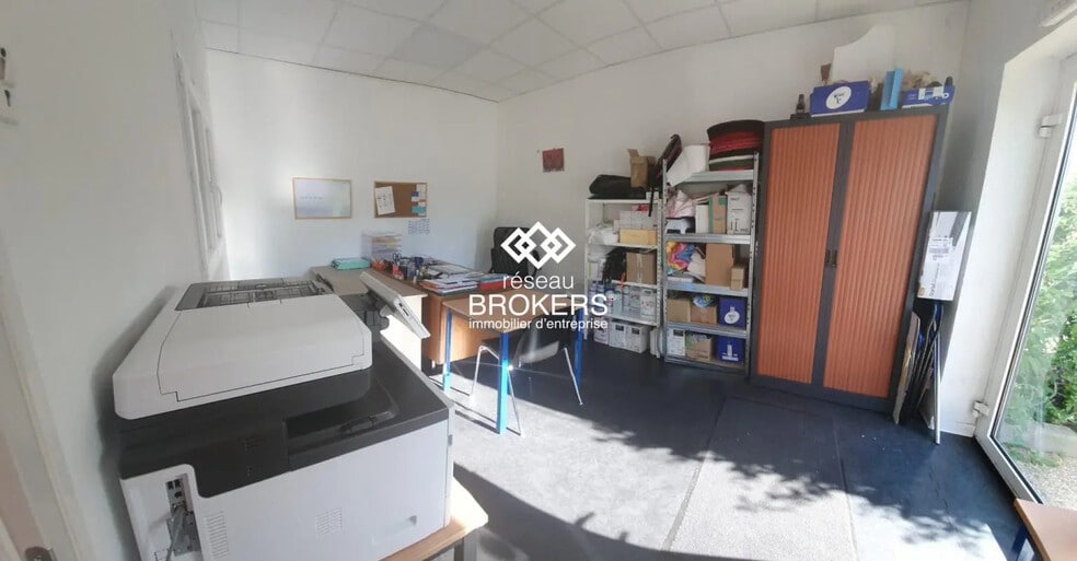 Commerce de détail dans Clermont-Ferrand à louer - Photo intérieure - Image 3 de 10