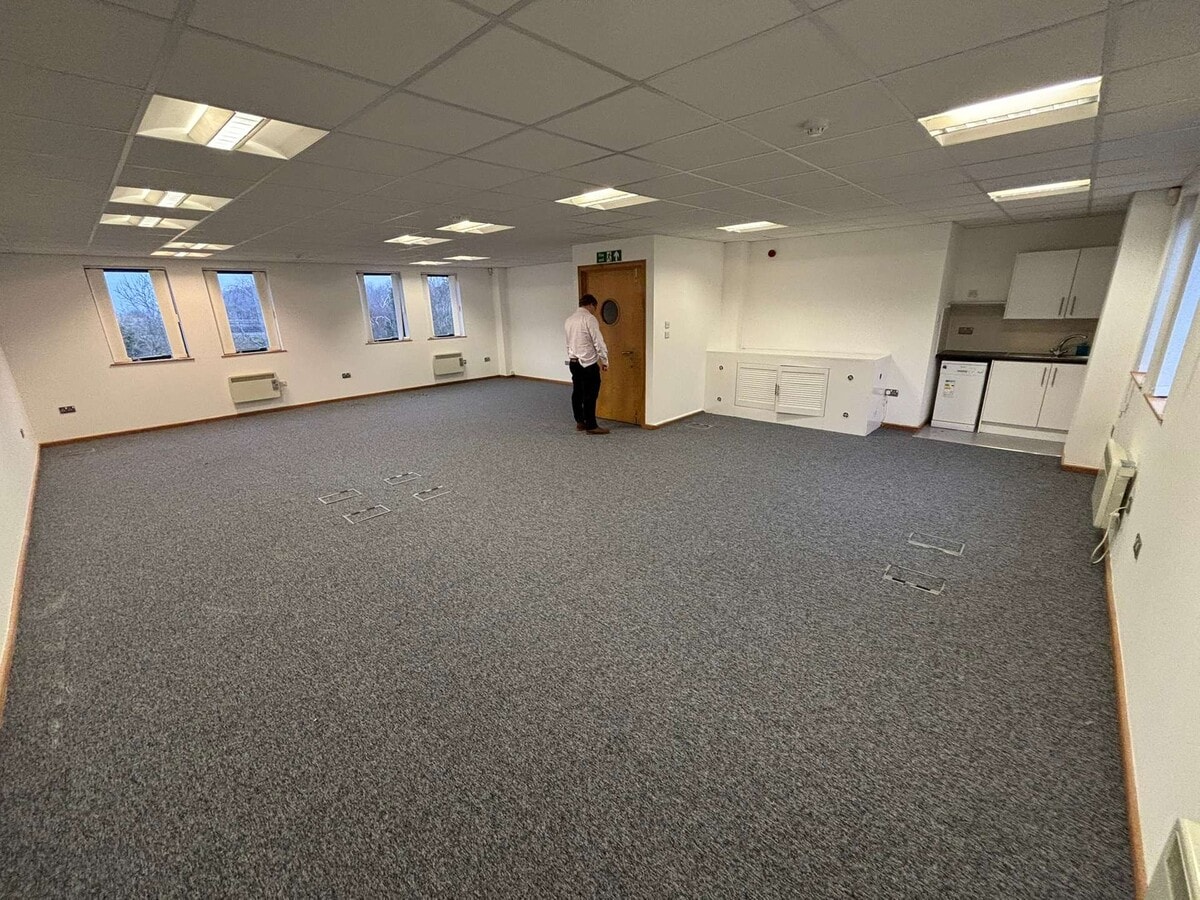 Woodlands, Bradley Stoke, SGC BS32 4JT - Unit Unit 2 -  - Interior Photo - Image 2 of 9