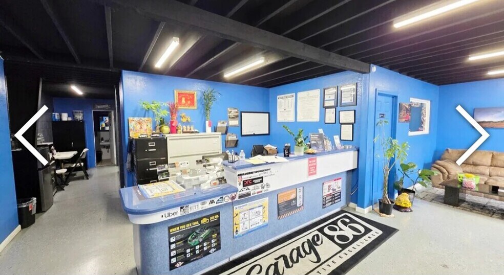 2364 Auto Park Way, Escondido, CA à louer - Photo du bâtiment - Image 1 de 16