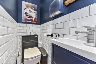 70-71 Wells St, Londres à louer Photo intérieure- Image 2 de 13