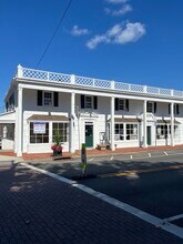 1345 Old Northern Blvd, Roslyn, NY for lease Building Photo- Image 1 of 1