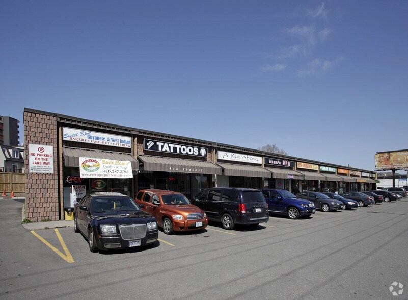 4280-4288 Kingston Rd, Toronto, ON à louer - Photo du bâtiment - Image 2 de 12