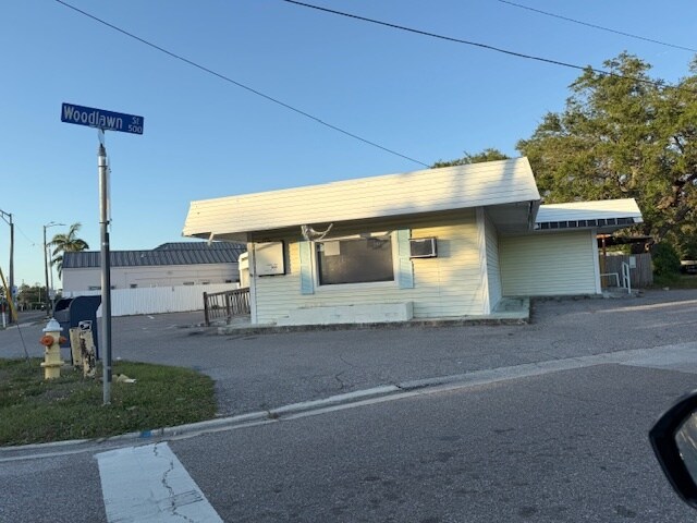 518 Woodlawn St, Clearwater, FL for sale - Building Photo - Image 2 of 8