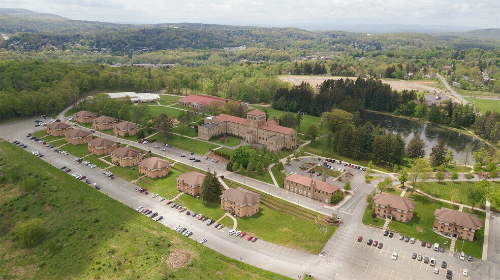 538 Venard Rd, South Abington, PA à vendre - Aérien - Image 1 de 8