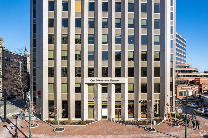 1 Monument Sq, Portland, ME à louer - Photo du bâtiment - Image 2 de 12