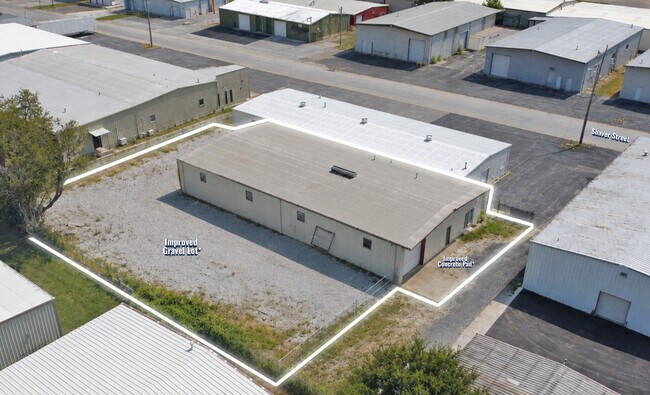 Plus de détails pour 1102 Shaver St, Springdale, AR - Industriel à louer