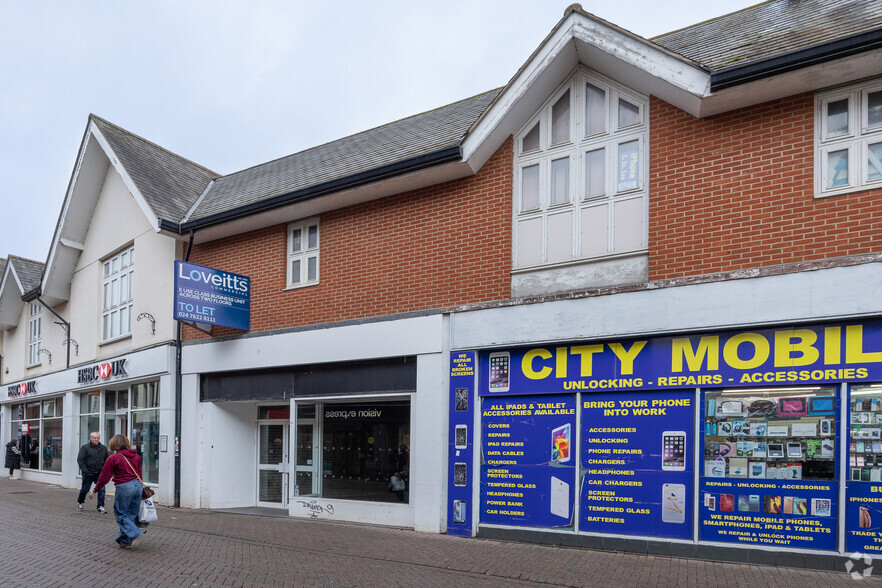 1-3 Queens Rd, Nuneaton for lease - Building Photo - Image 2 of 2