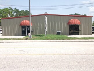 More details for 2120 E Edgewood Dr, Lakeland, FL - Industrial for Lease