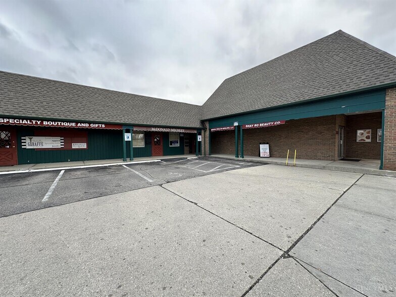 2010-2040 Anderson Ferry Rd, Cincinnati, OH à louer - Photo du bâtiment - Image 2 de 35