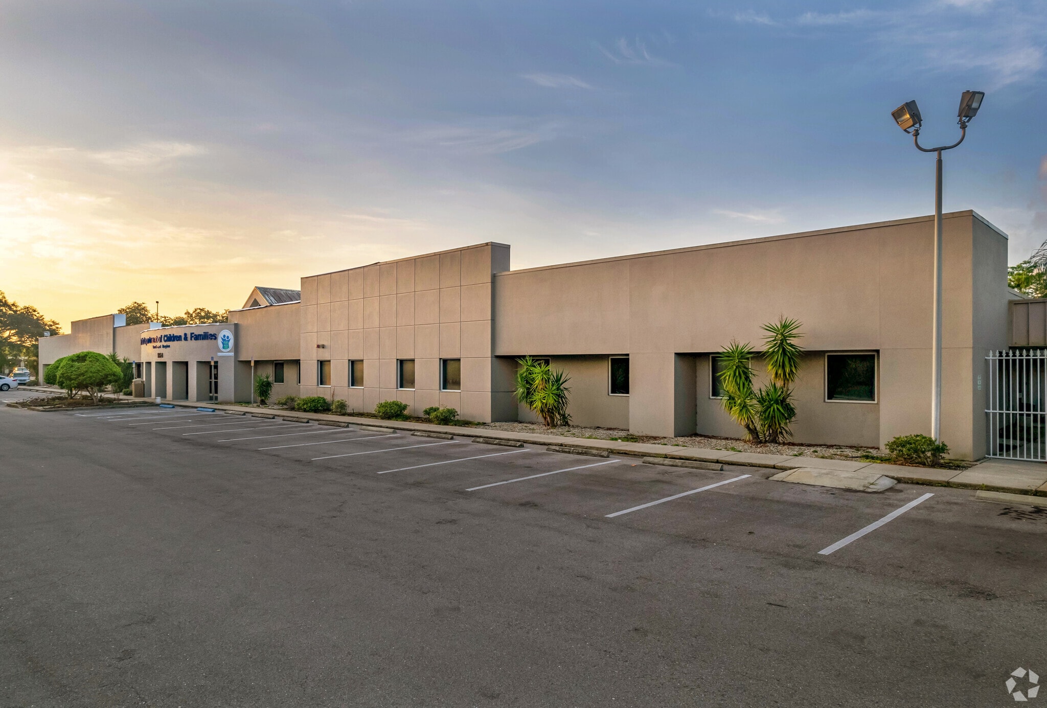 1864-1876 17th St, Sarasota, FL for lease Building Photo- Image 1 of 9