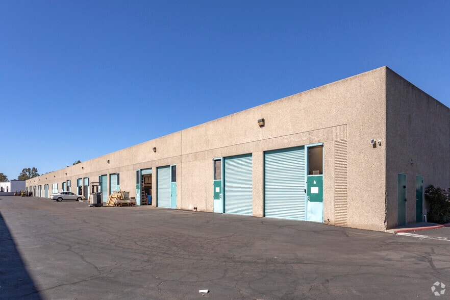 8451 Miralani Dr, San Diego, CA for lease - Building Photo - Image 2 of 6