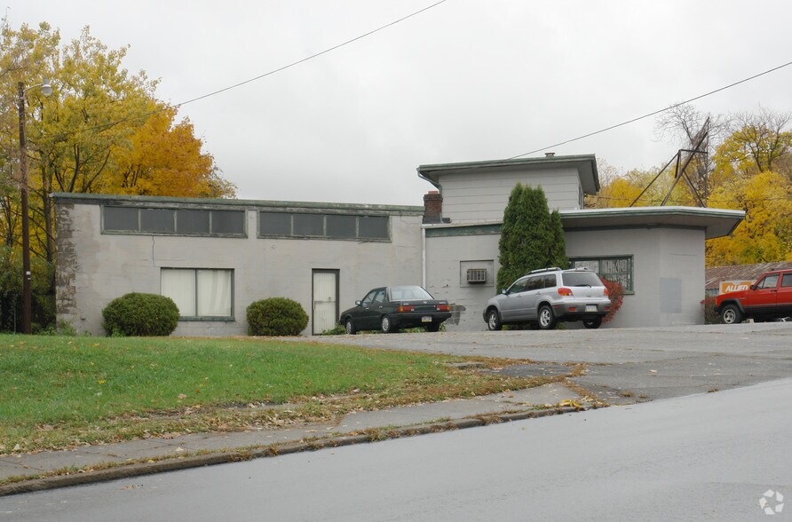 211 Birch St, Scranton, PA à louer - Photo principale - Image 1 de 8