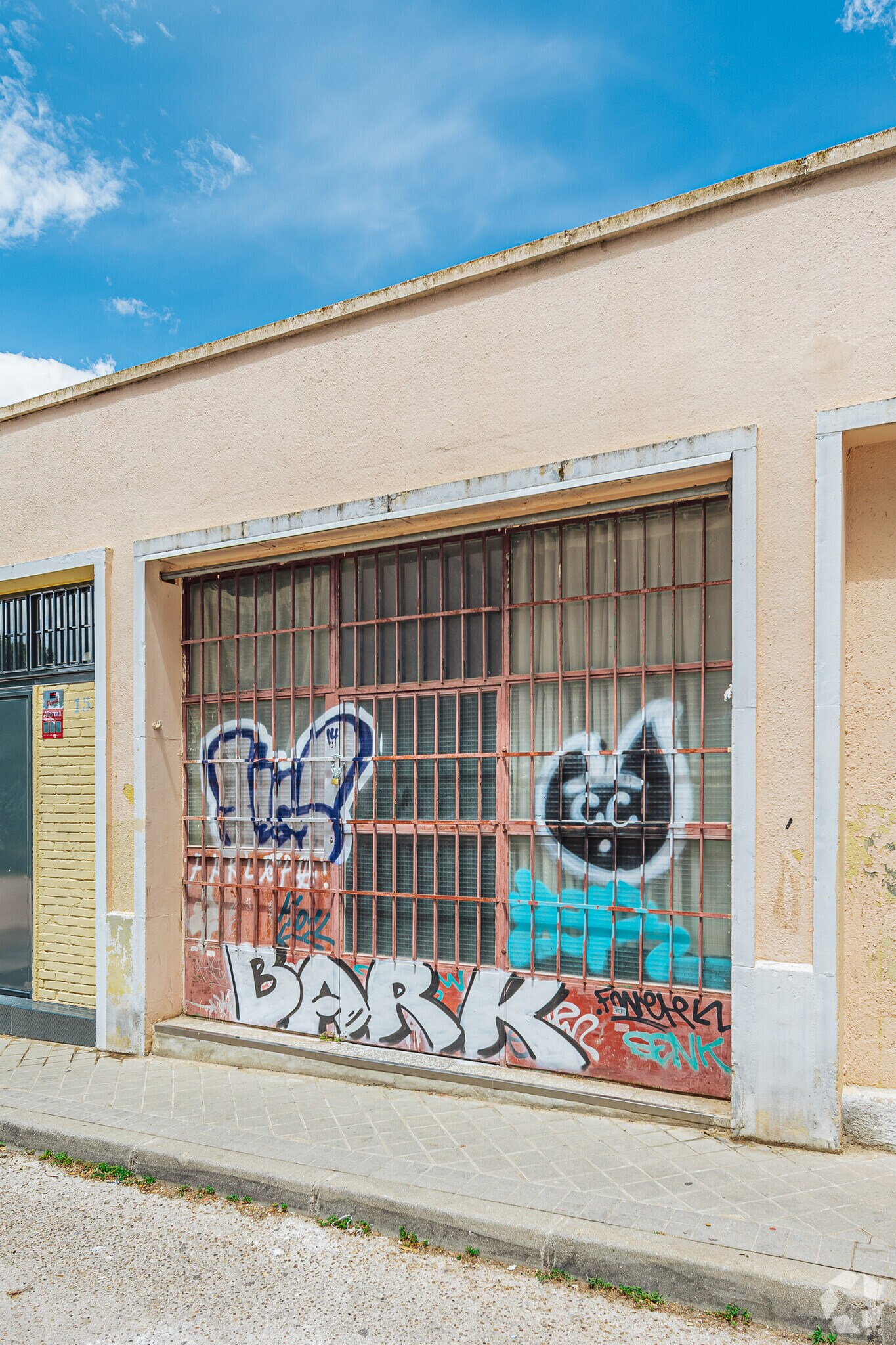 Calle de Aguilafuente, Madrid, Madrid for lease Primary Photo- Image 1 of 3
