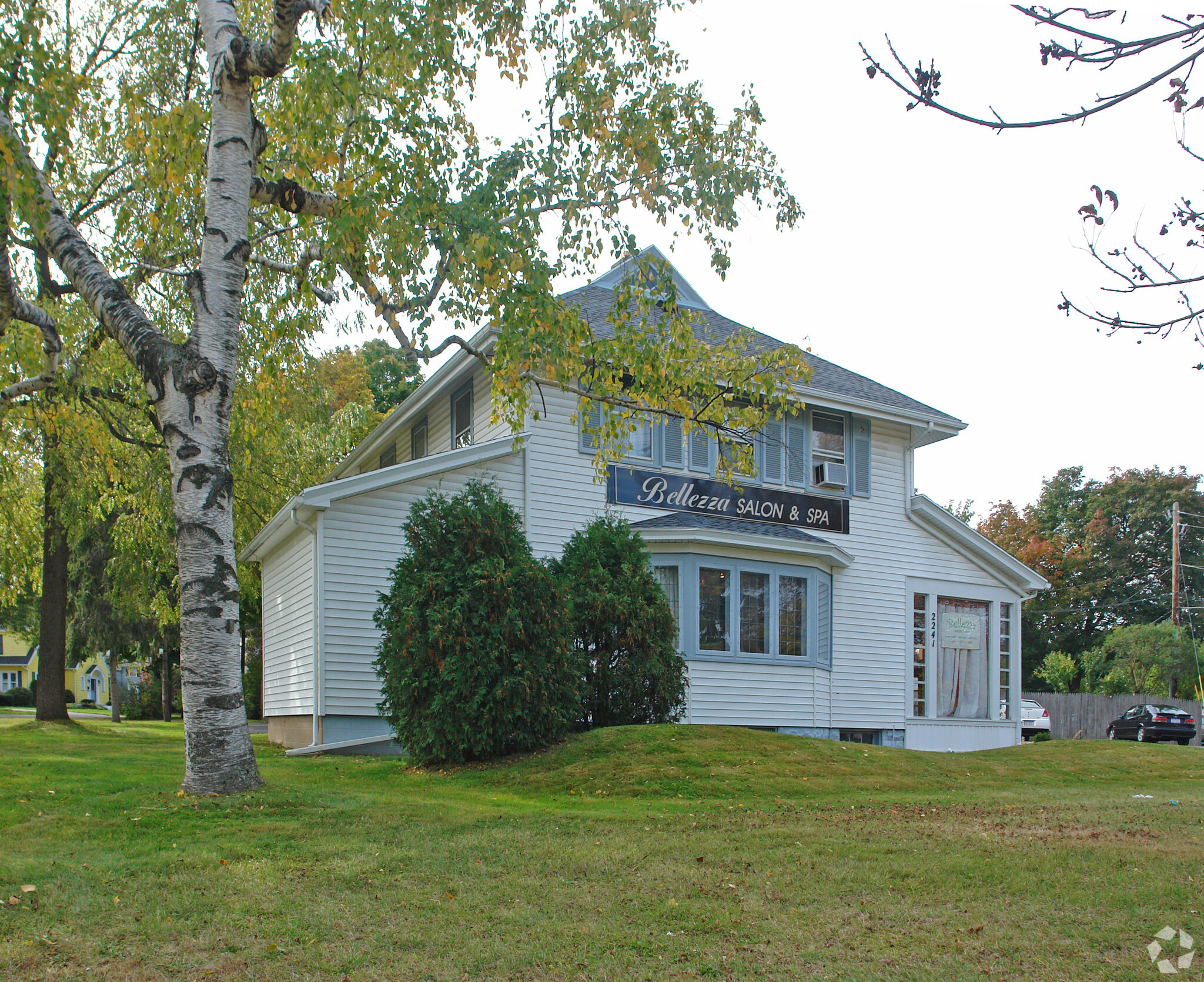 2241 Monroe Ave, Rochester, NY à vendre Photo du bâtiment- Image 1 de 1